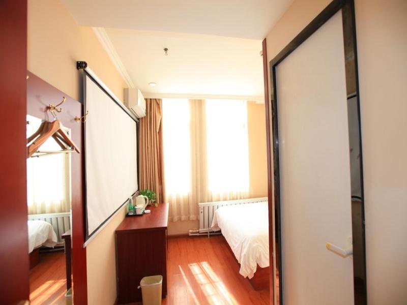 Greentree Inn Liaoning Dalian Railway Station South Shengli Square Express Hotel Exterior foto