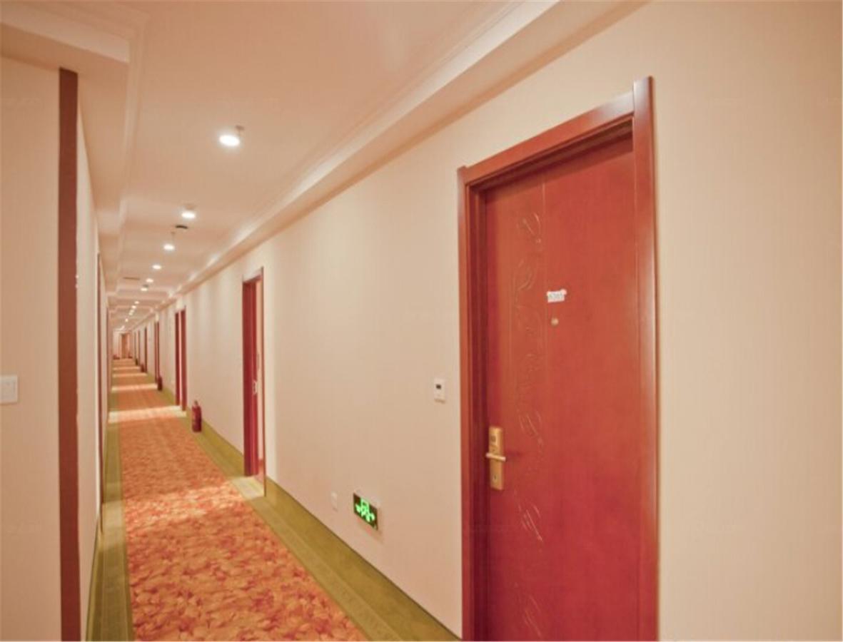 Greentree Inn Liaoning Dalian Railway Station South Shengli Square Express Hotel Exterior foto